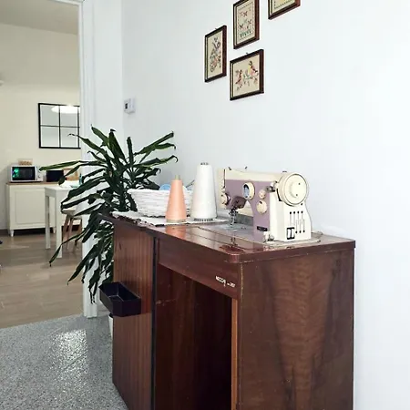 Oda ve Kahvaltı A Casa Dei Miei - In Centro 4*
